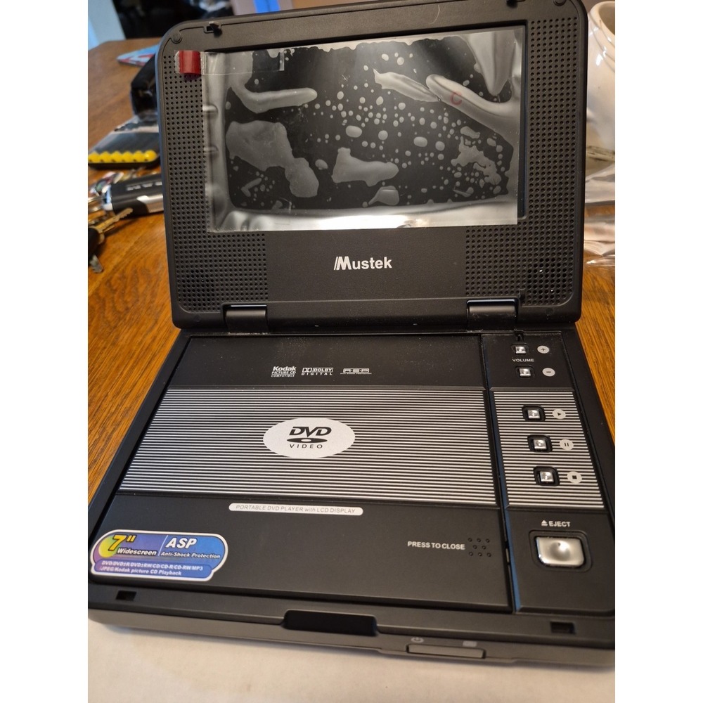 Mustek MP73 Portable DVD Player 7 Wide Screen No Cords Not Tested Parts Only